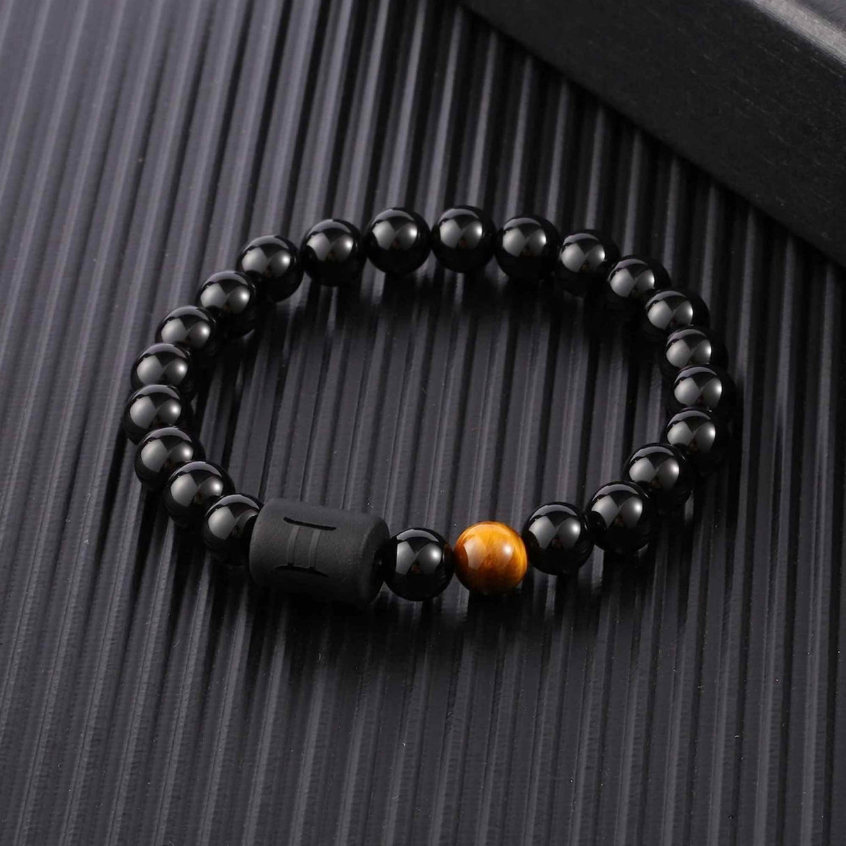 Bratara zodie Berbec din pietre naturale 8mm Obsidian si Ochi de Tigru pentru barbati cu cele 12 constelatii - Include dubla gravura cu semn zodiacala specifica