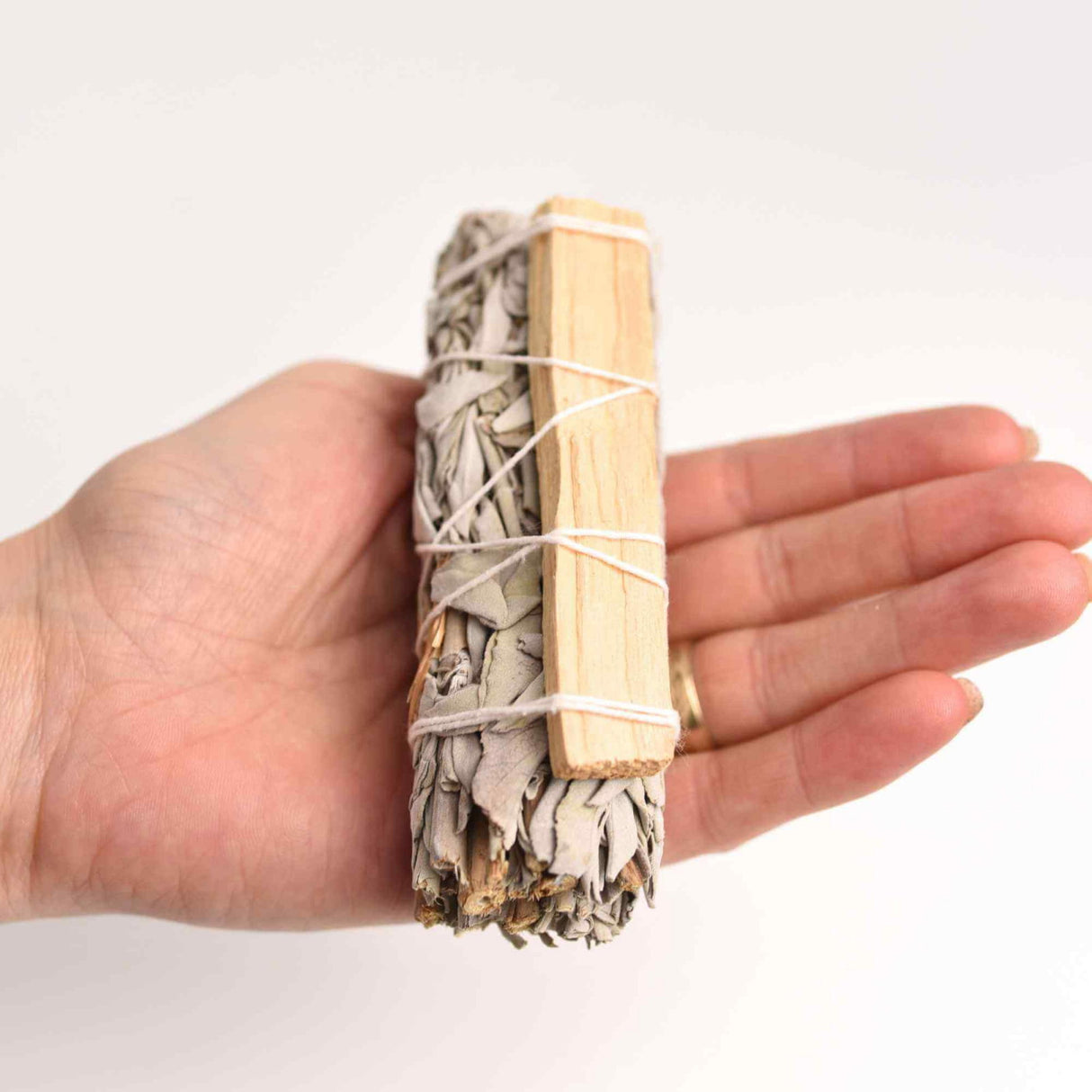 Buchet Salvie Alba California cu lemn Palo Santo - Purificare si Energie Pozitiva
