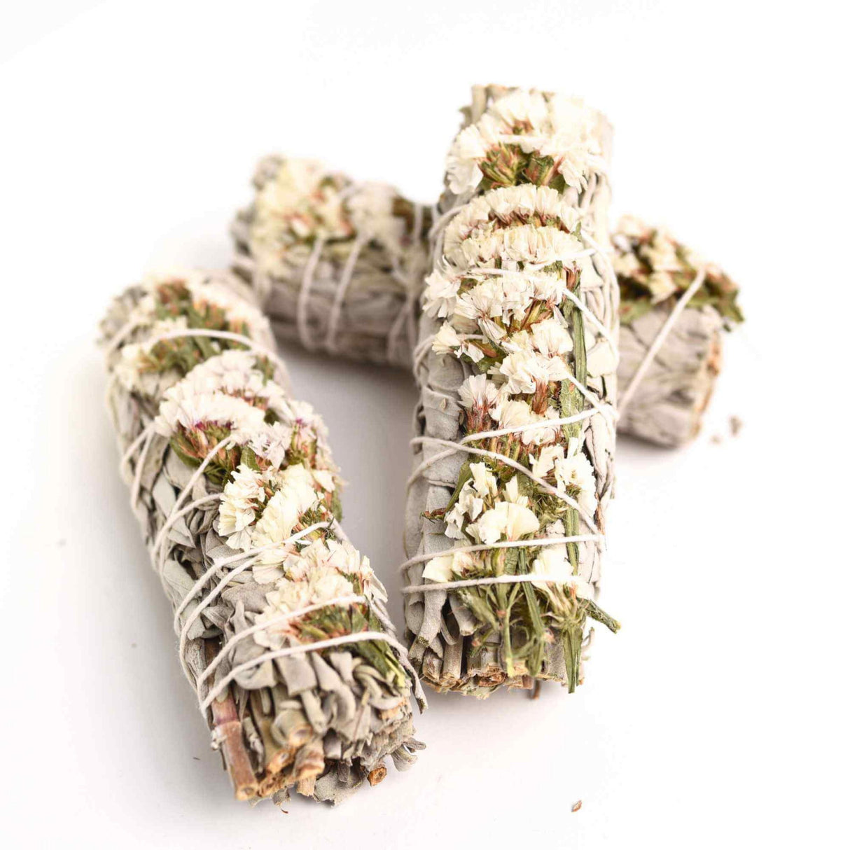Buchet Salvie Alba California cu Flori Albe de Garofite / Sinuata- Purificare si Armonie