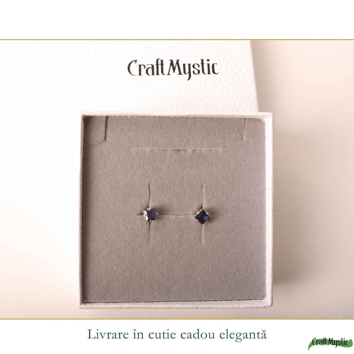 Cercei Argint 925 cu Iolit Fatetat Patrat – Eleganta si Claritate Interioara