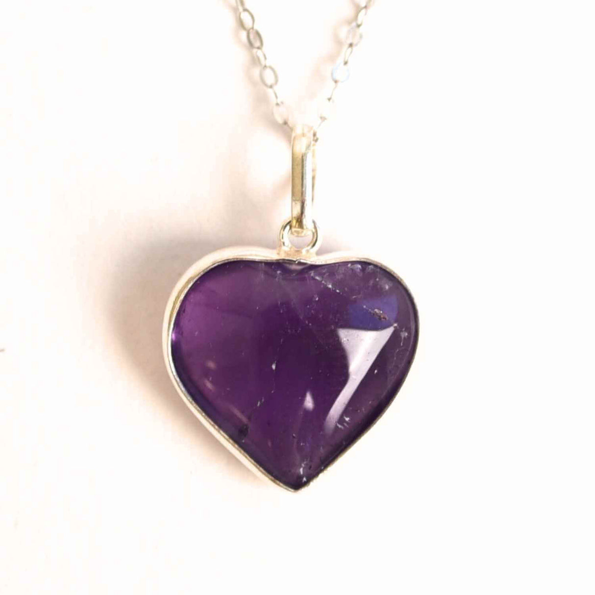 Liniste si Intuitie Profunda - Colier Inima cu Ametist si Argint 925