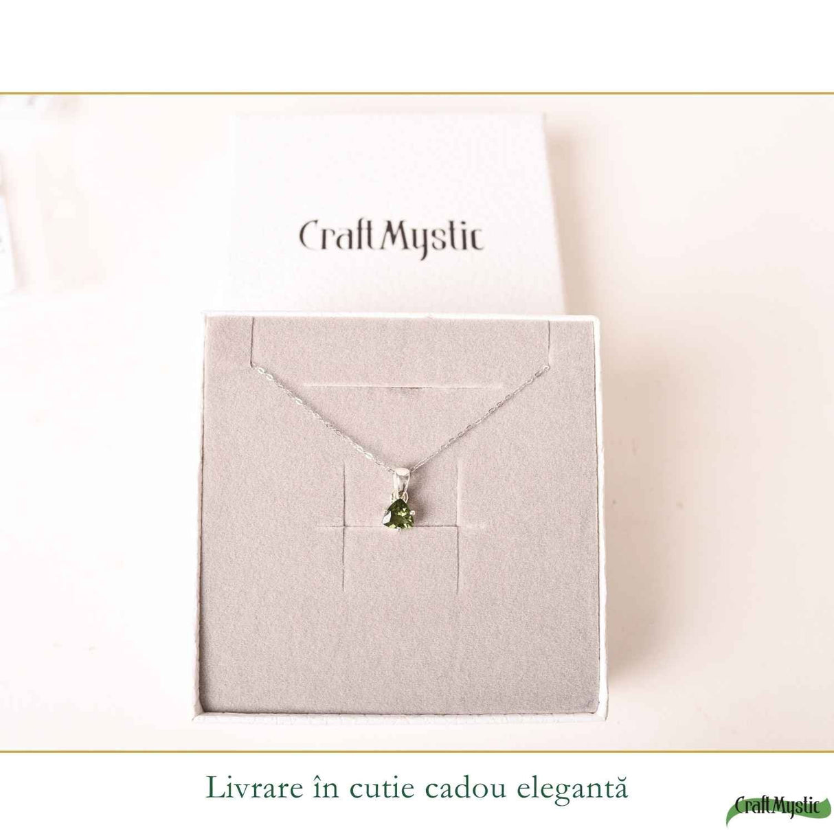 Colier Argint 925 cu Moldavit Fatetat Triunghi – Claritate si Energie Transformatoare