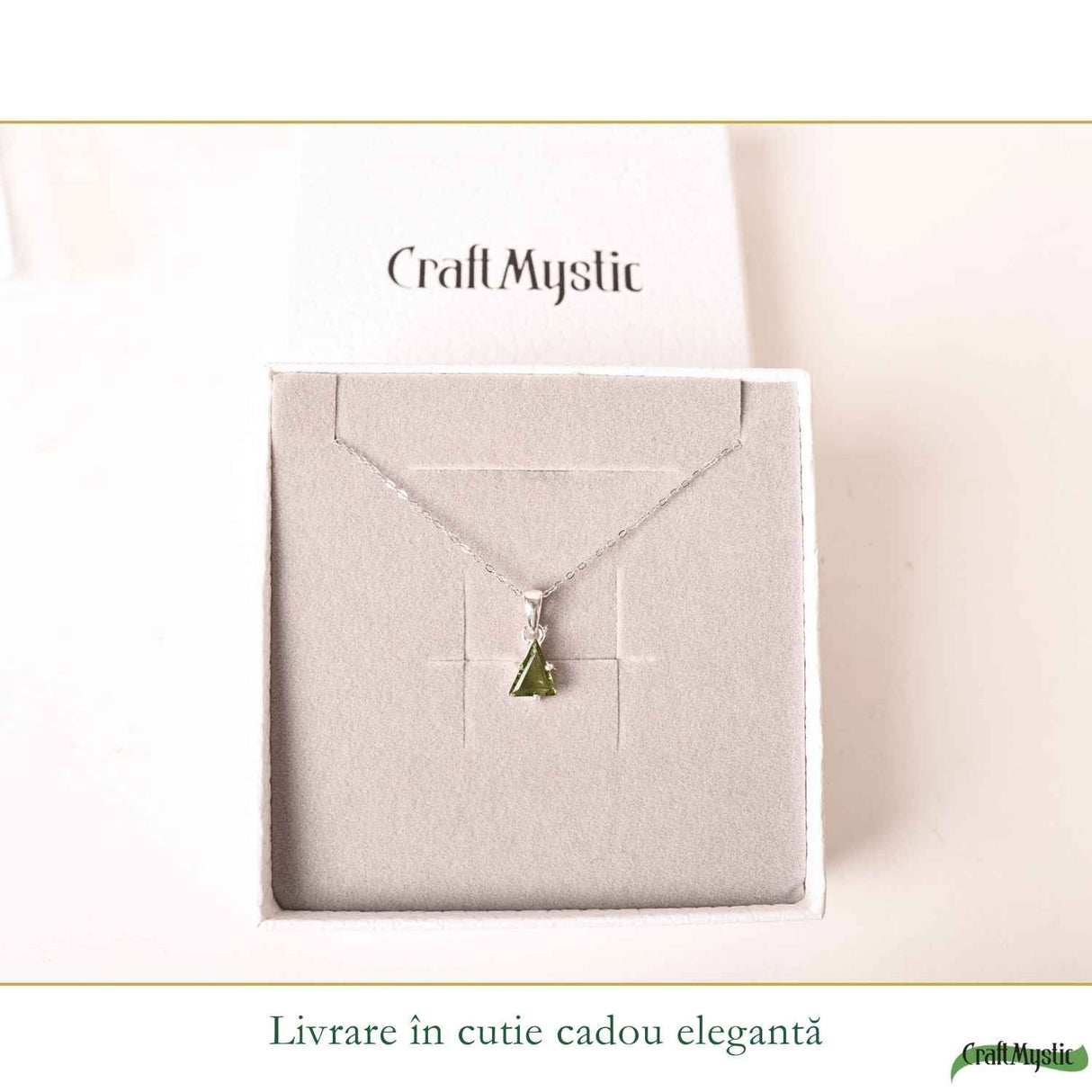 Colier Argint 925 cu Moldavit Fatetat Triunghi – Transformare si Claritate