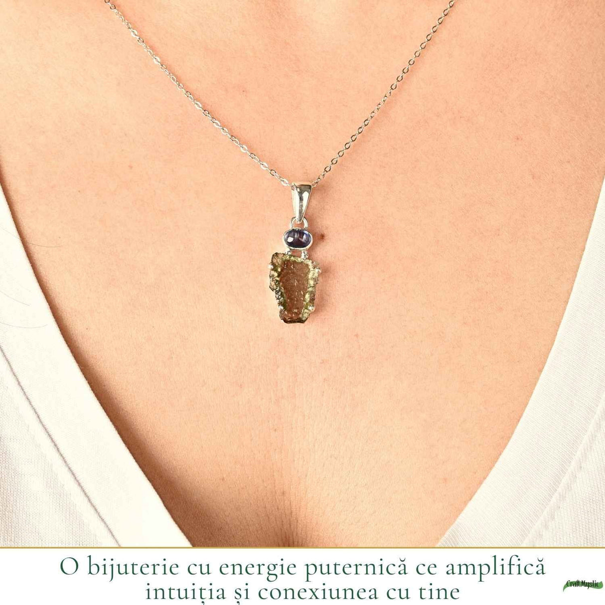 Colier Argint 925 cu Moldavit Brut si Kyanit Albastru – Claritate si Echilibru