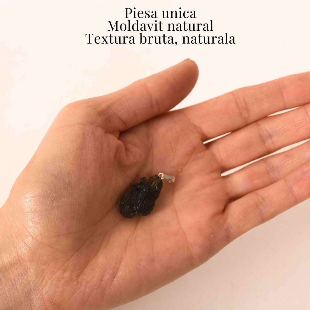 Colier Argint 925 cu Moldavit natural brut 2.9 g - o ancora simbolica pentru transformare blanda