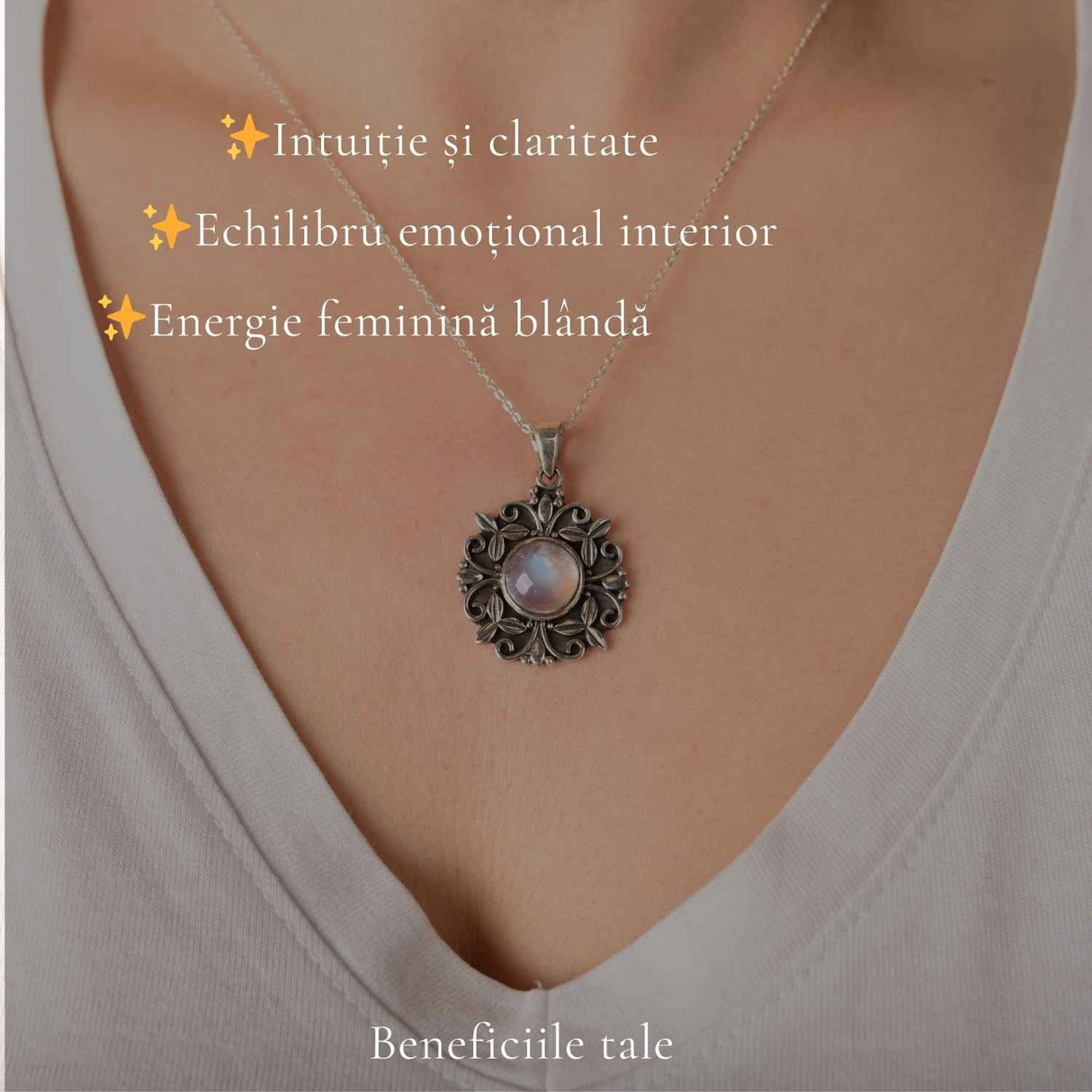 Colier Argint 925 cu Piatra Lunii Floare – Feminitate si Echilibru Interior