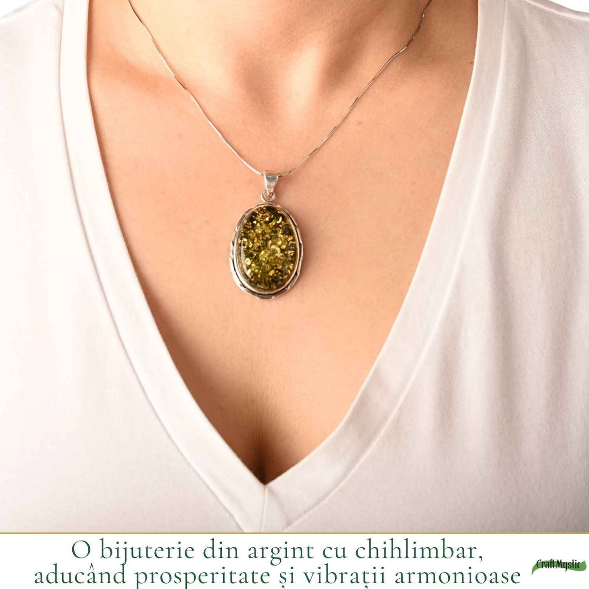 Colier Argint 925 Oval cu Chihlimbar Verde – Echilibru si Energie Pozitiva