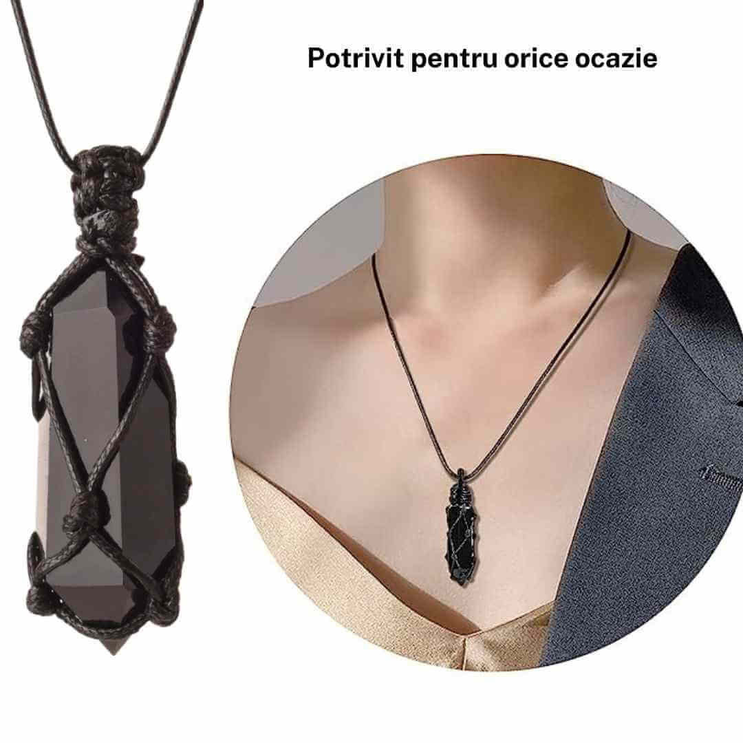 Colier cu cristal vindecator Obsidian Negru, in forma hexagonala dublu varf, infasurat intr-o plasa de franghie neagra ajustabila - pentru protectie, stabilitate si armonie