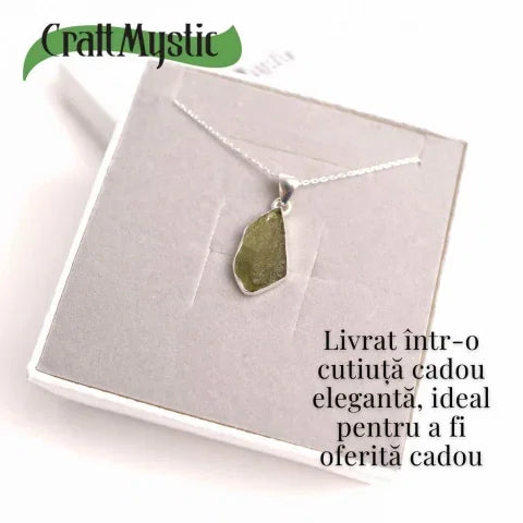 Colier din argint 925 cu moldavit natural, 2.51 gr- Claritate, protectie si energie transformationala