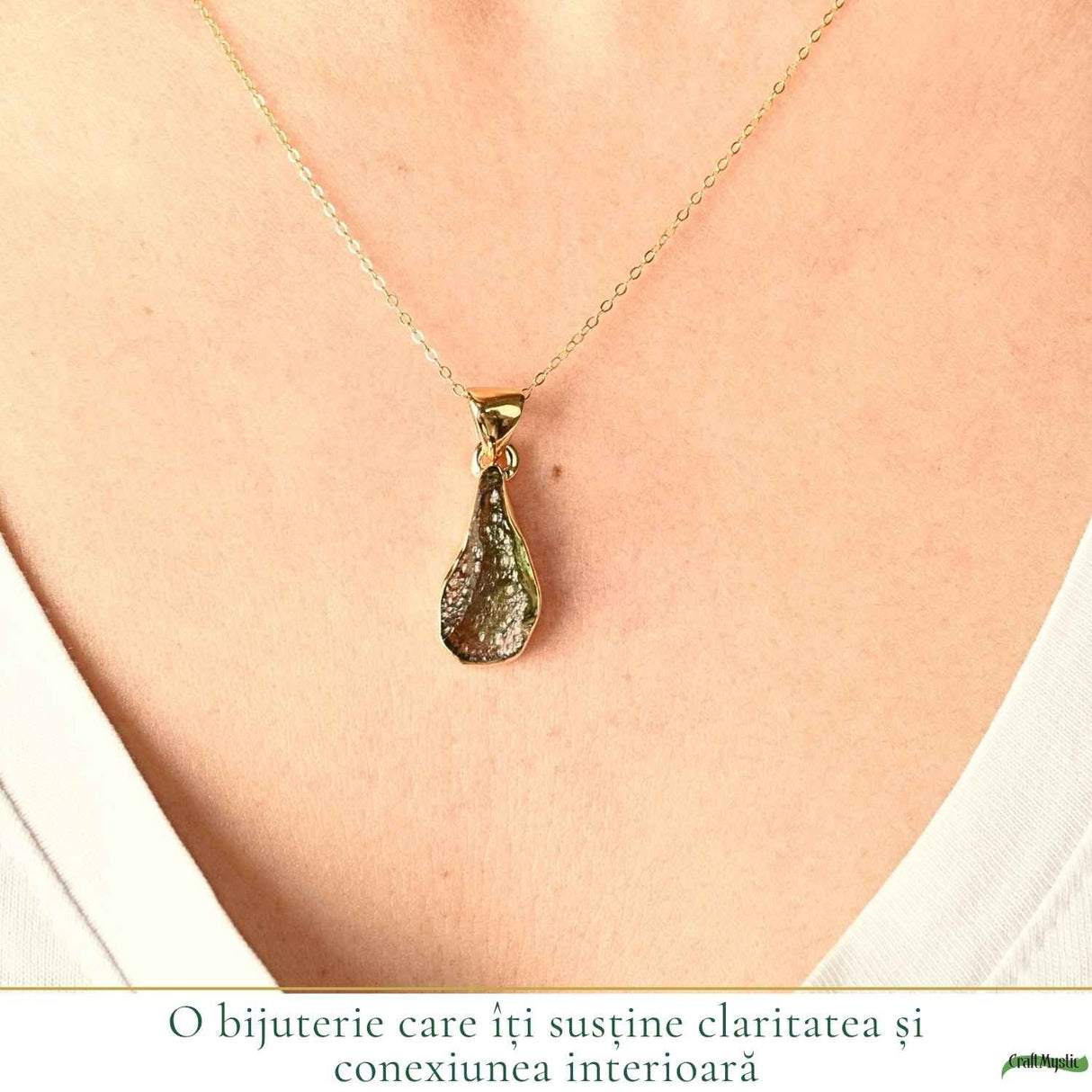 Colier Premium cu Moldavit si Argint 925 placat cu Aur 18K – Claritate, Intuitie si Echilibru