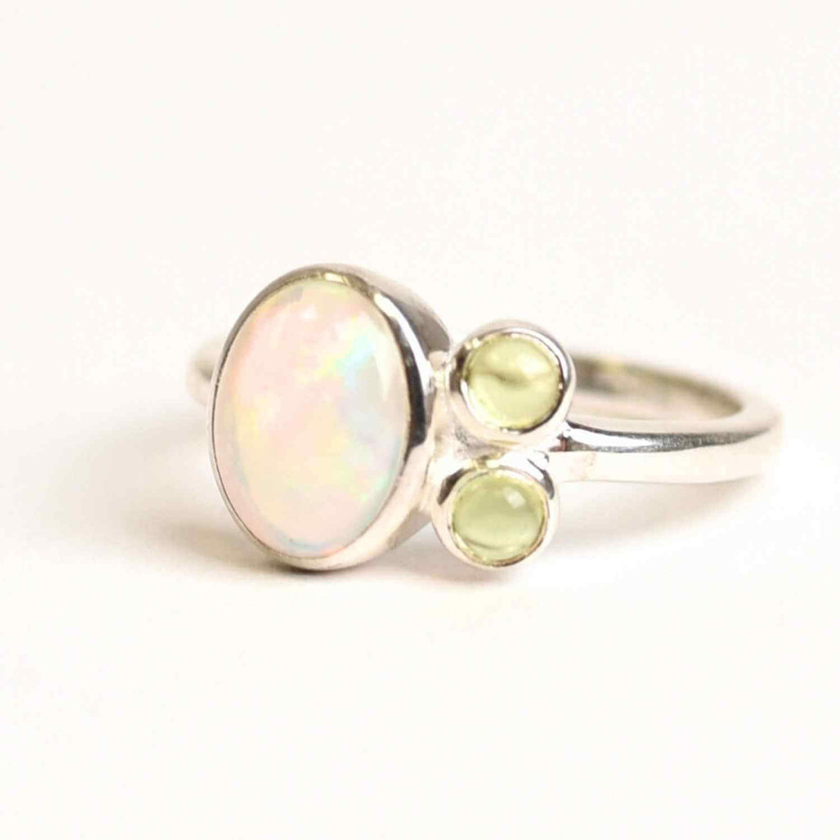 Inel argint 925 cu Opal Etiopian si Peridot - Lumina si Renastere
