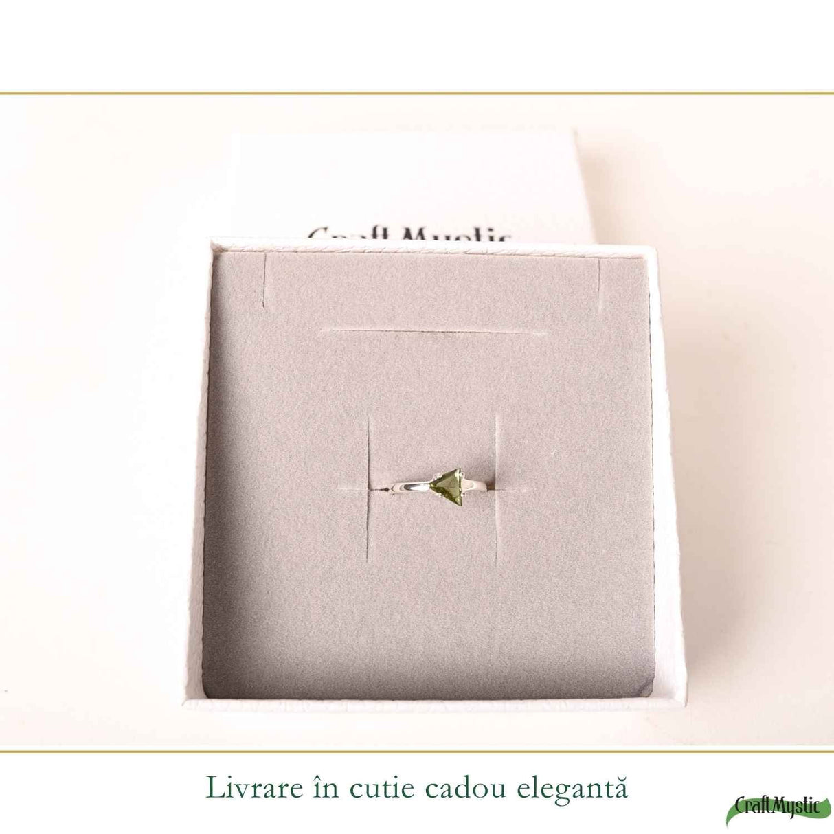 Inel Argint 925 cu Moldavit Fatetat Oval – Claritate si Transformare