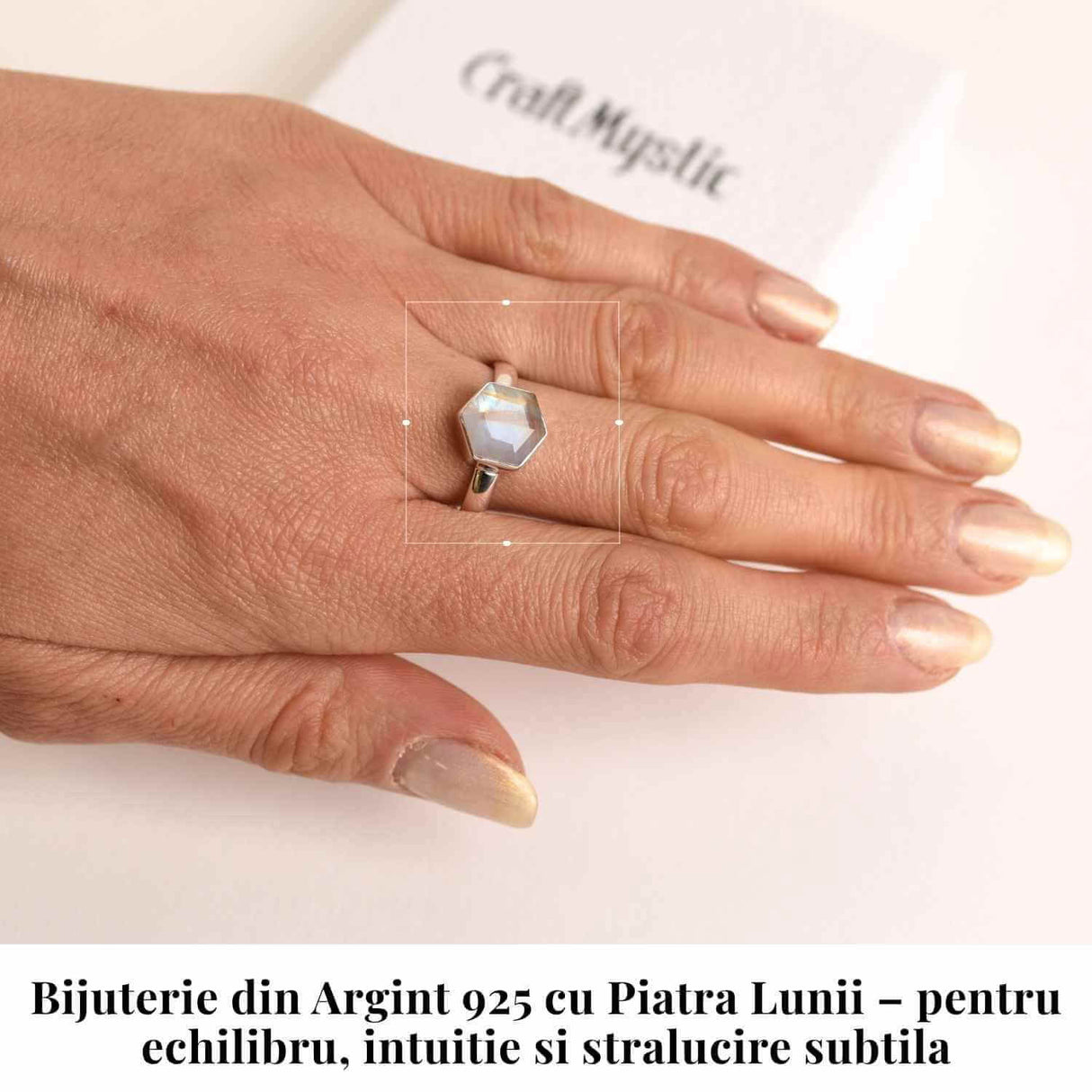Inel Argint 925 cu Piatra Lunii Fatetata Hexagon - Intuitie si Feminin Sacru
