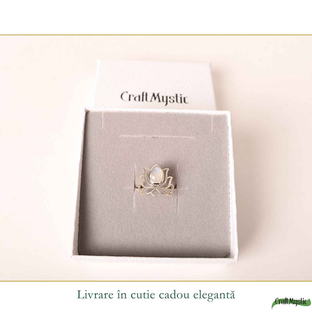 Inel Argint 925 Floare de Lotus cu Piatra Lunii – Echilibru si Liniste Interioara