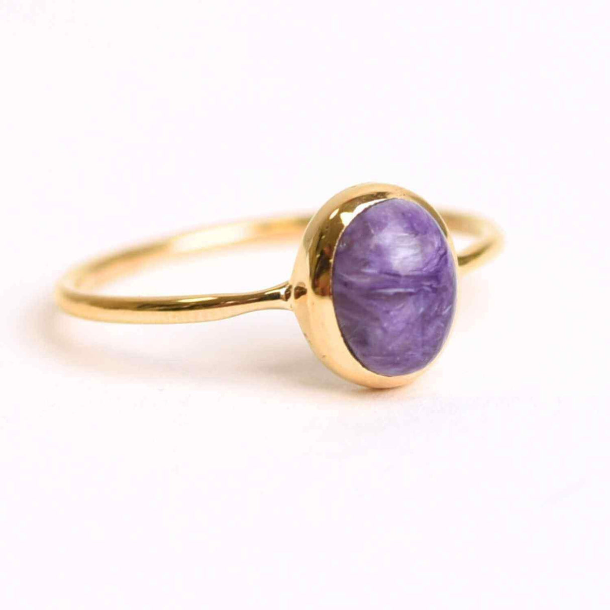 Inel Argint 925 placat cu Aur 18K cu Charoite Oval - Transformare si Claritate Spirituala