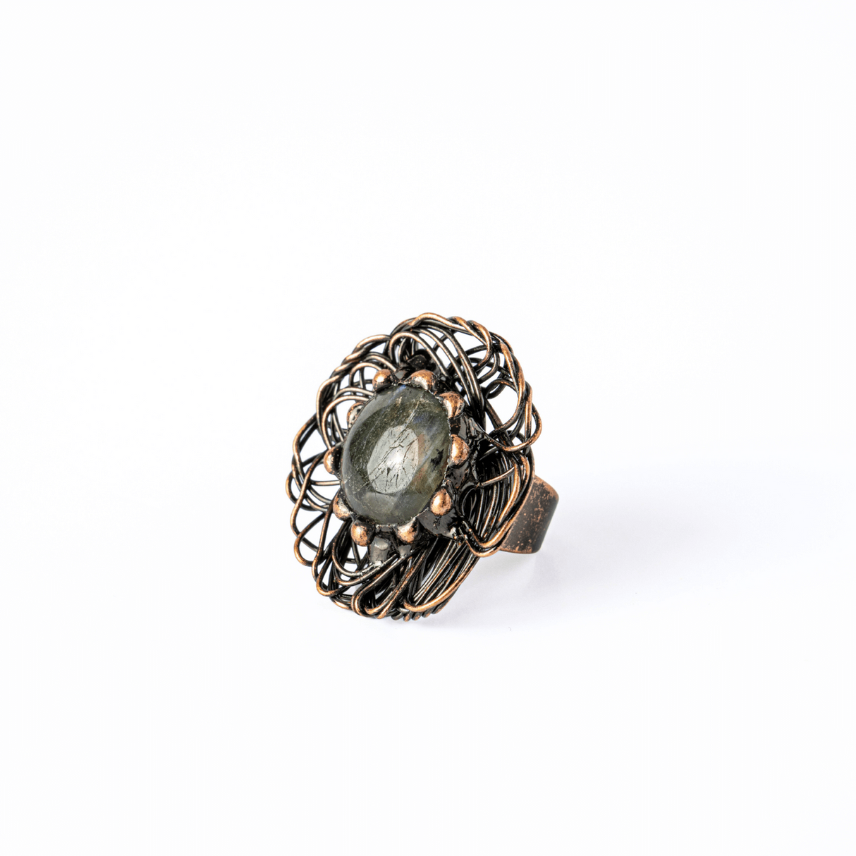 Inel Floral din Cupru cu Labradorit Natural - Talisman al Transformarii si Protectiei Interioare