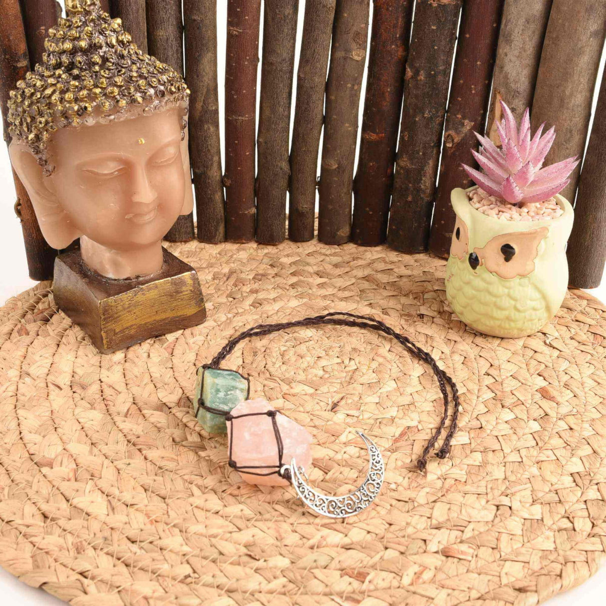 Ornament de agatat cu cristale vindecatoare Ametist si Turmalina Neagra, accesorii sub forma de semiluna si steluta Decor feng shui pentru oglinda masinii, casa si birou