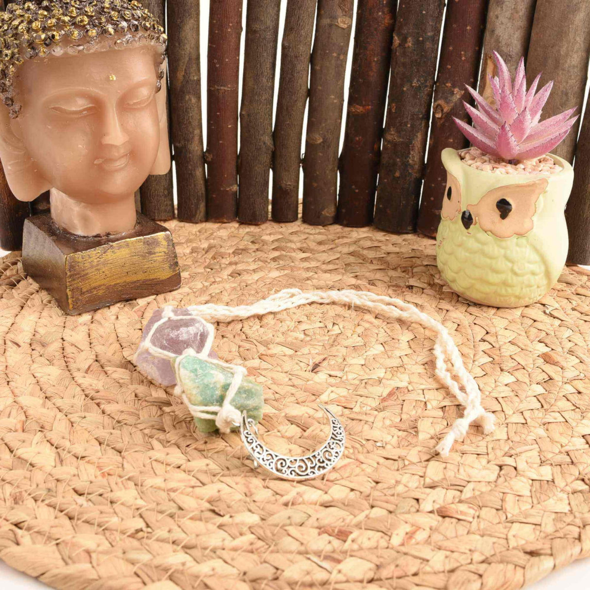 Ornament de agatat cu cristale vindecatoare Ametist si Turmalina Neagra, accesorii sub forma de semiluna si steluta Decor feng shui pentru oglinda masinii, casa si birou