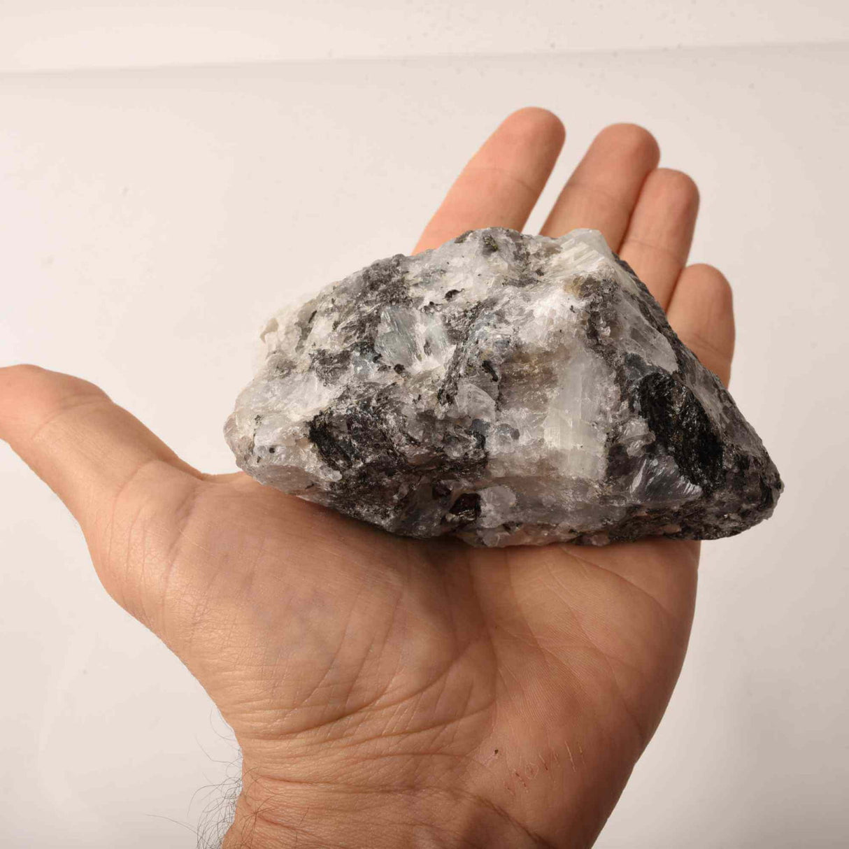 Piatra Lunii Curcubeu bruta 9-10 cm Cristale Naturale si Pietre de Vindecare