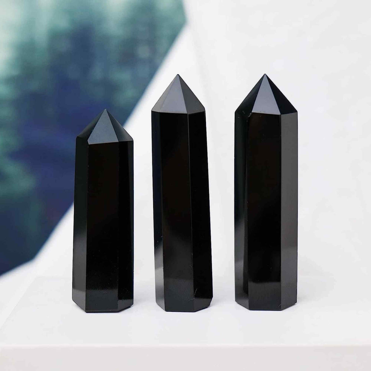 Turn de cristal semipretios vindecator hexagonal Obsidian - Obelisc cu inaltimea intre 7-8 cm