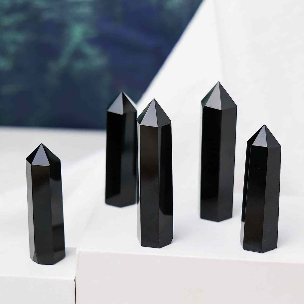 Turn de cristal semipretios vindecator hexagonal Obsidian - Obelisc cu inaltimea intre 7-8 cm