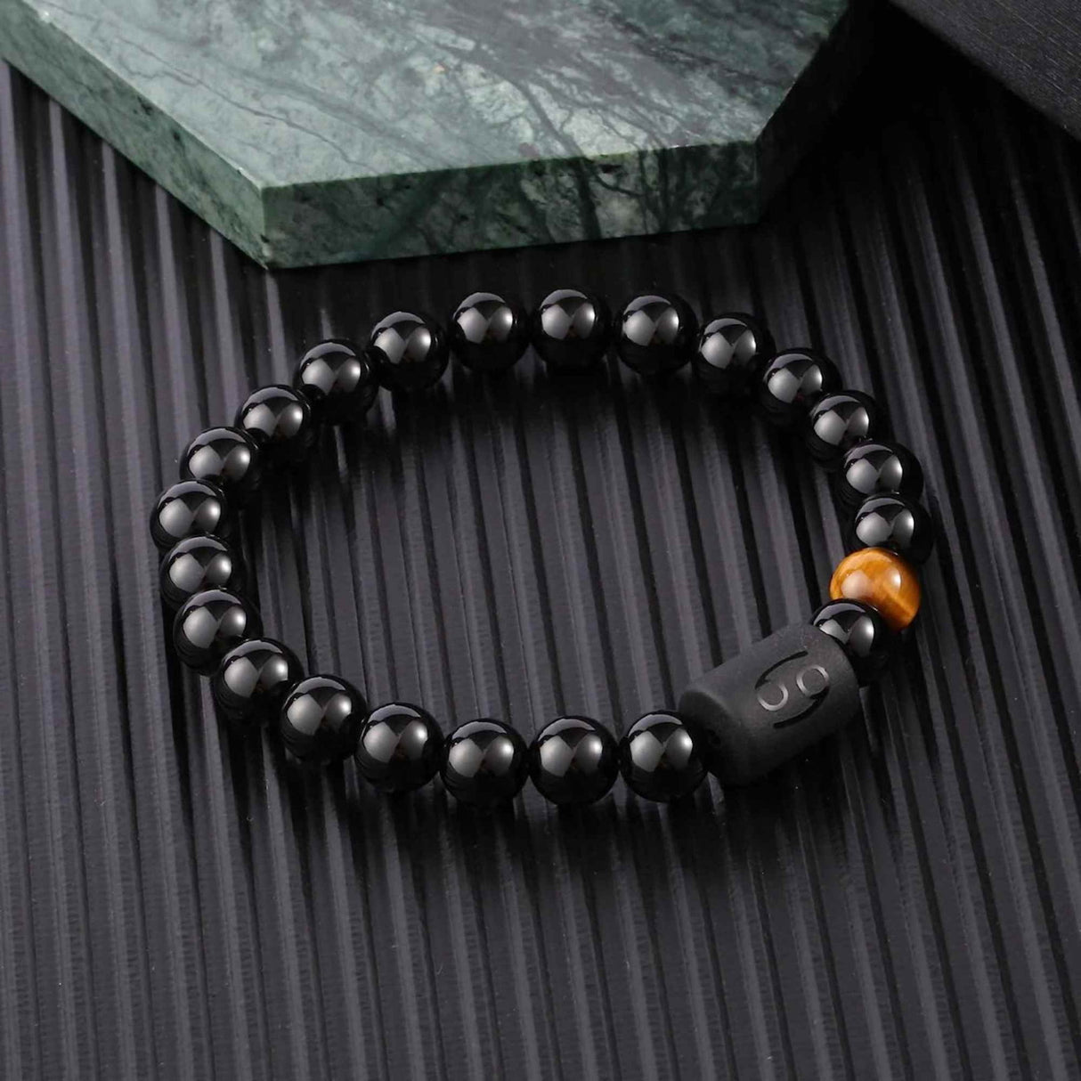 Bratara zodie Berbec din pietre naturale 8mm Obsidian si Ochi de Tigru pentru barbati cu cele 12 constelatii - Include dubla gravura cu semn zodiacala specifica