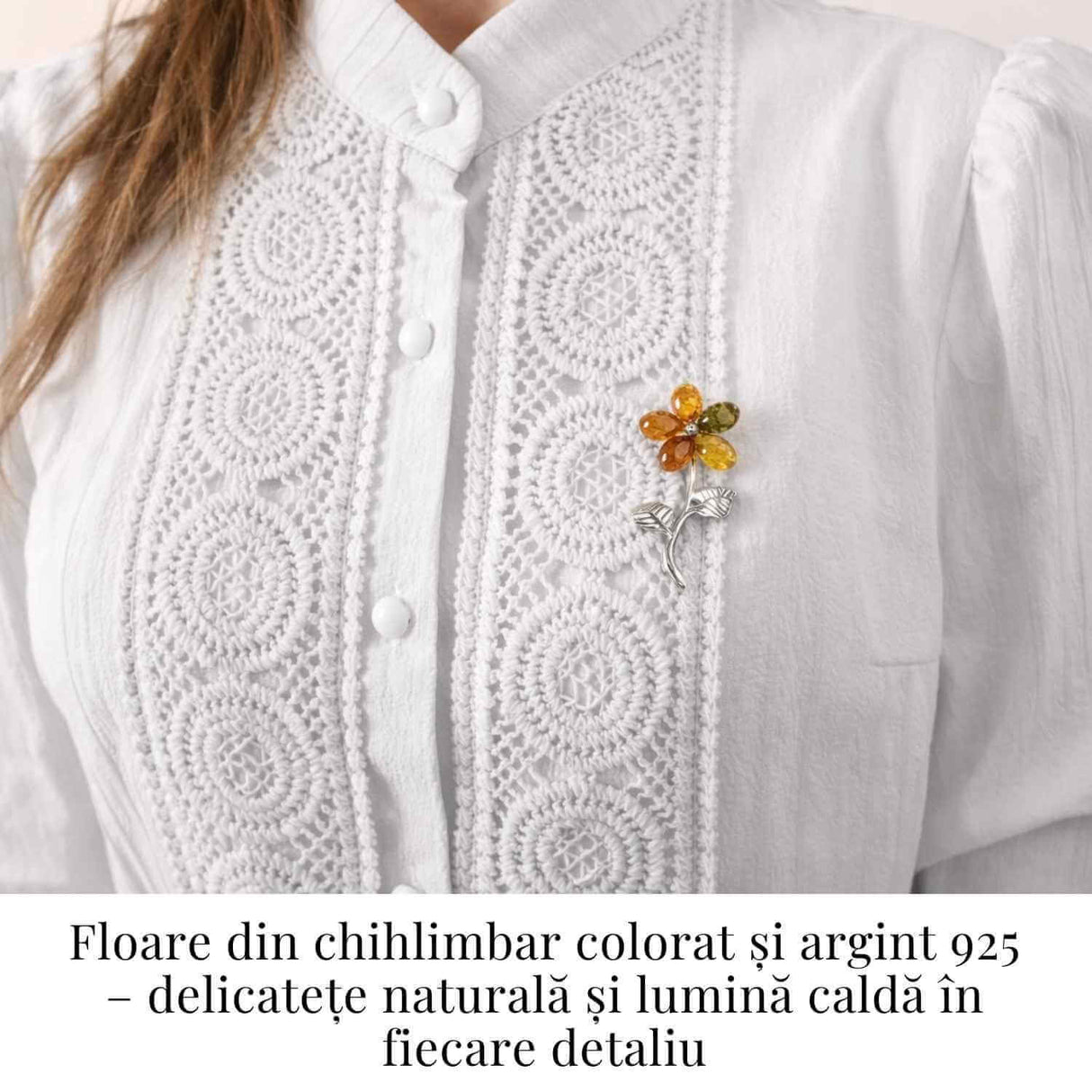 Brosa floare din chihlimbar si argint 925, pentru o nota calda la tinuta