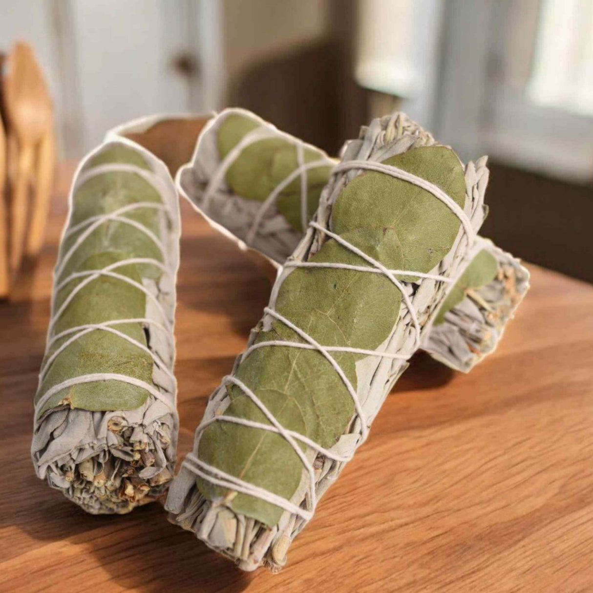 Buchet Salvie Alba California cu Frunze de Eucalipt - Purificare si Revitalizare