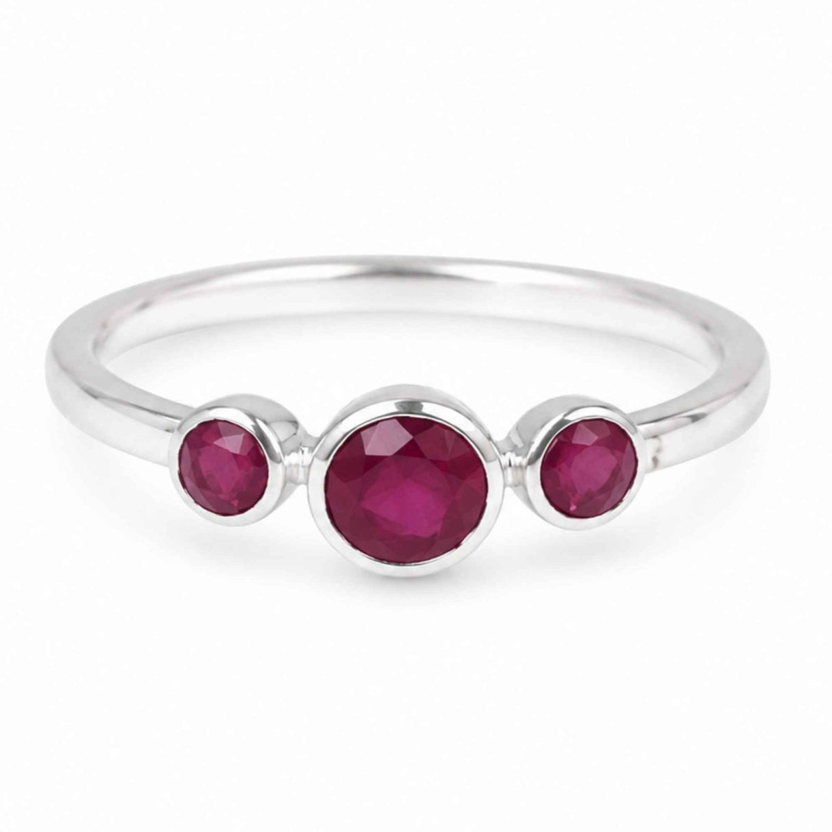 Inel Argint 925 cu Rubin Fatetat – Pasiune si Energie Feminina