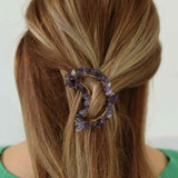 Clame pentru par in forma de semiluna cu piatra naturala semipretioasa Cuart galben pentru un look chic si vibratii pozitive