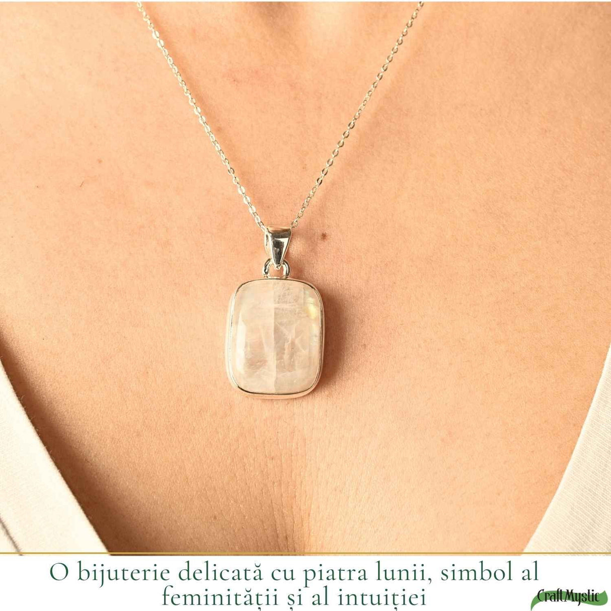 Colier Argint 925 cu Piatra Lunii Dreptunghi – Intuitie si Echilibru Emotional