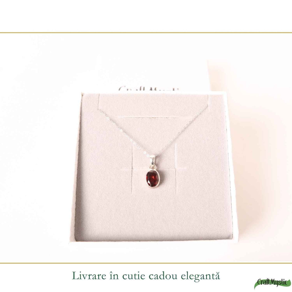 Colier Argint 925 cu Granat Oval – Energie si Stabilitate Interioara