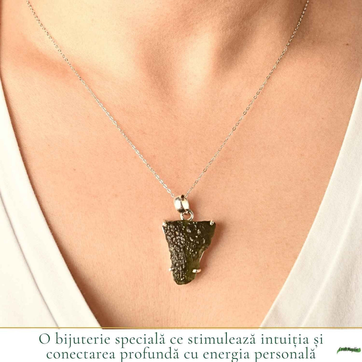 Colier Argint 925 cu Moldavit Brut Natural – Claritate si Energie Autentica