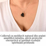 Colier Argint 925 cu Moldavit natural brut 2.6 g - o piatra a schimbarii blande si a claritatii interioare