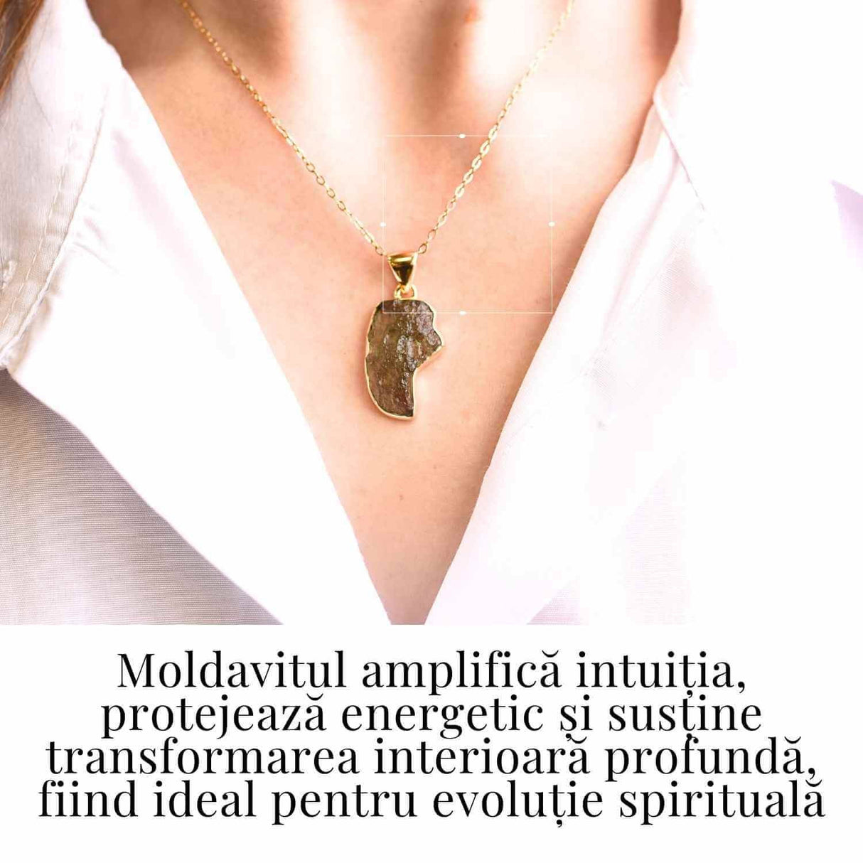 Colier cu lant de inox aurit si pandantiv montura argint 925, placat cu aur 18 k si Moldavit natural, 2.55 gr - Protectie si transformare