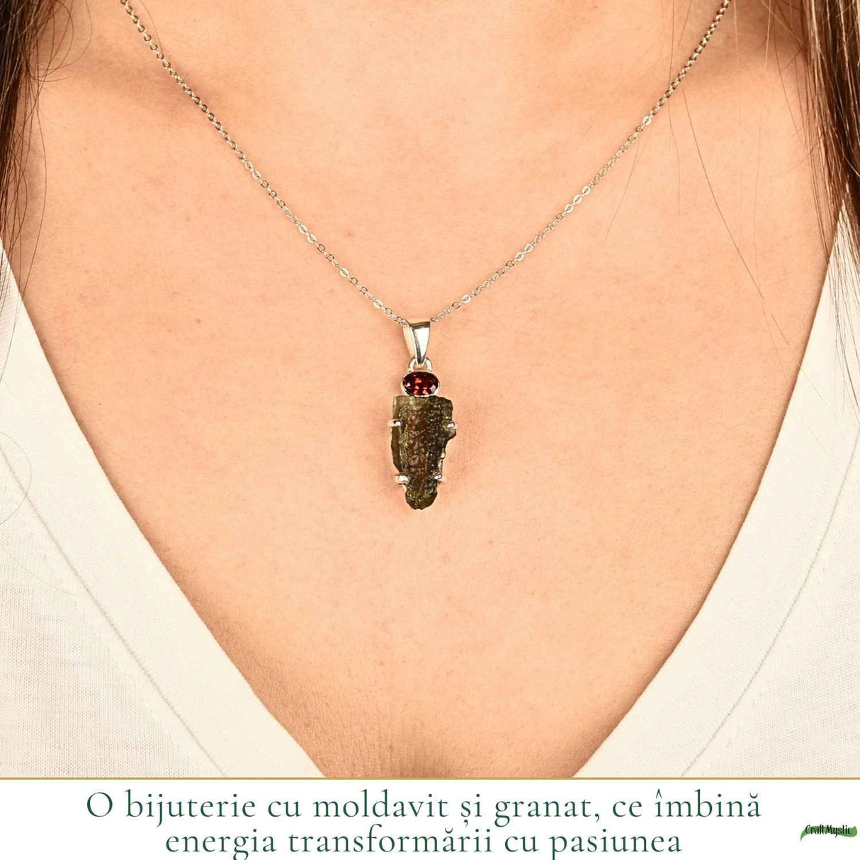 Colier argint 925 cu Moldavit si Chihlimbar Natural – Echilibru si Claritate Interioara