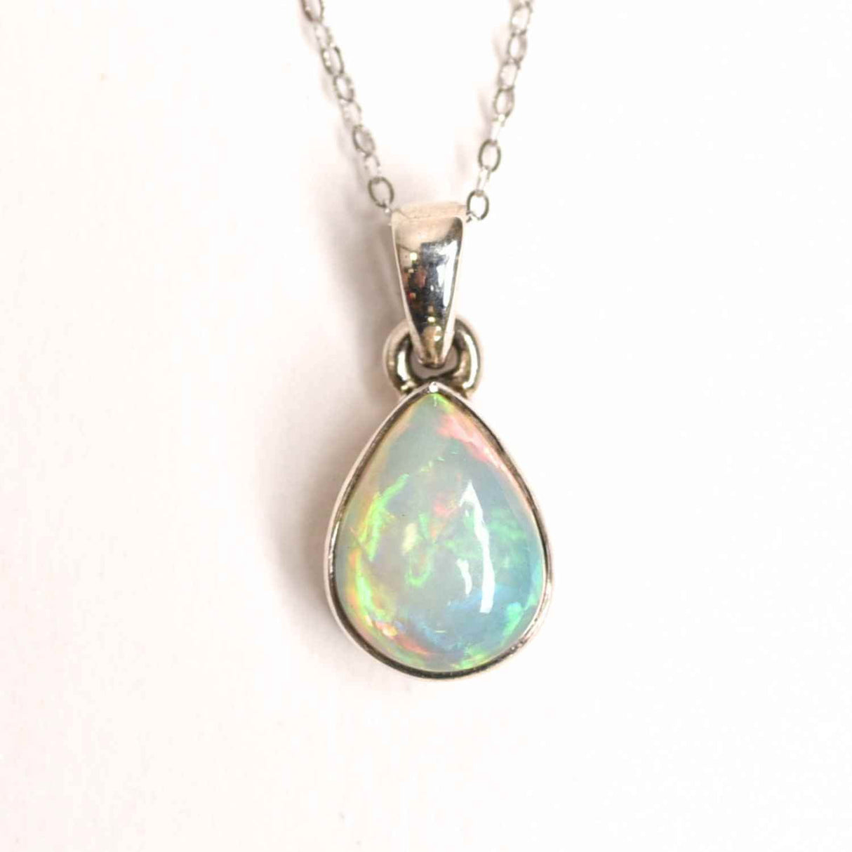 Colier argint 925 cu Opal Etiopian lacrima - Lumina sufletului si renastere interioara