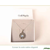 Colier Argint 925 cu Piatra Lunii Floare – Feminitate si Echilibru Interior