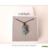 Colier cu Jad Natural in Forma de Vacuta – Armonie, Noroc si Echilibru