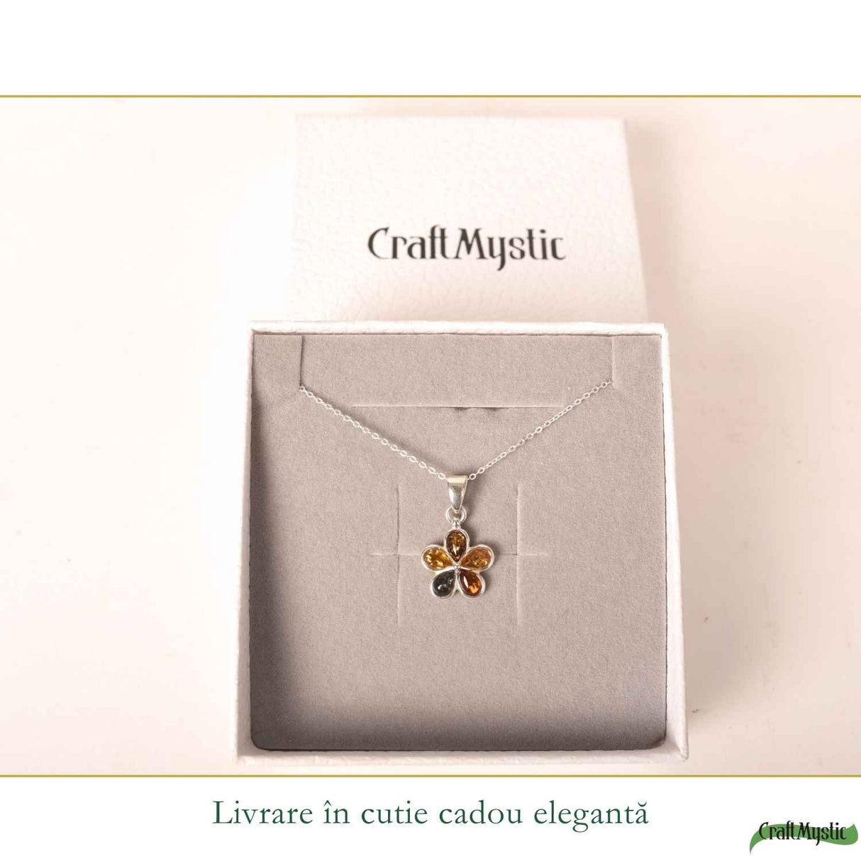 Colier Argint 925 cu Floare din Chihlimbar Natural in 3 Culori - Energie Calda si Feminitate