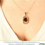 Colier Argint 925 Placat Aur 18K cu Agat Scenic Dendritic Oval – Echilibru si Claritate