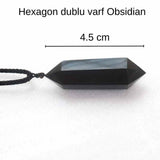 Colier cu cristal vindecator Labradorit 4-5 cm, in forma hexagonala cu dublu varf si saculet satin negru - pentru protectie, vointa si noroc