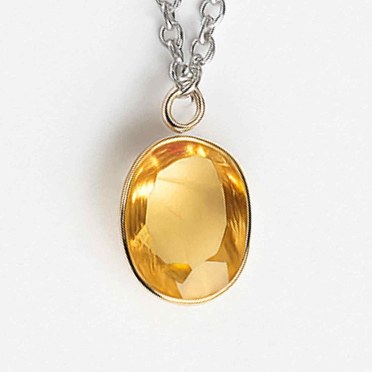 Colier Argint 925 cu Citrin Oval fatetat- Lumina Interioara si Abundenta