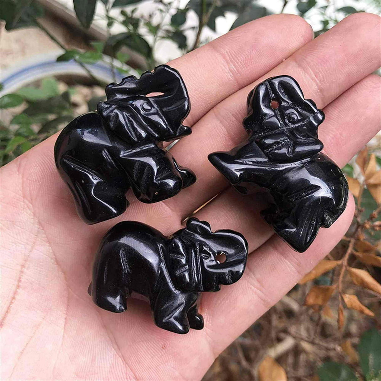 Figurina elefant din piatra semi-pretioasa Ametist sculptata manual - Statuie din cristale vindecatoare Reiki de buzunar pentru meditatie, pace