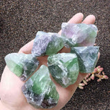 Cristal Brut Natural de Fluorit Multicolor - Cadou Energetizant Unic, Ideal pentru Meditatie si Echilibrare Energetica, Dimensiuni 6-7 cm