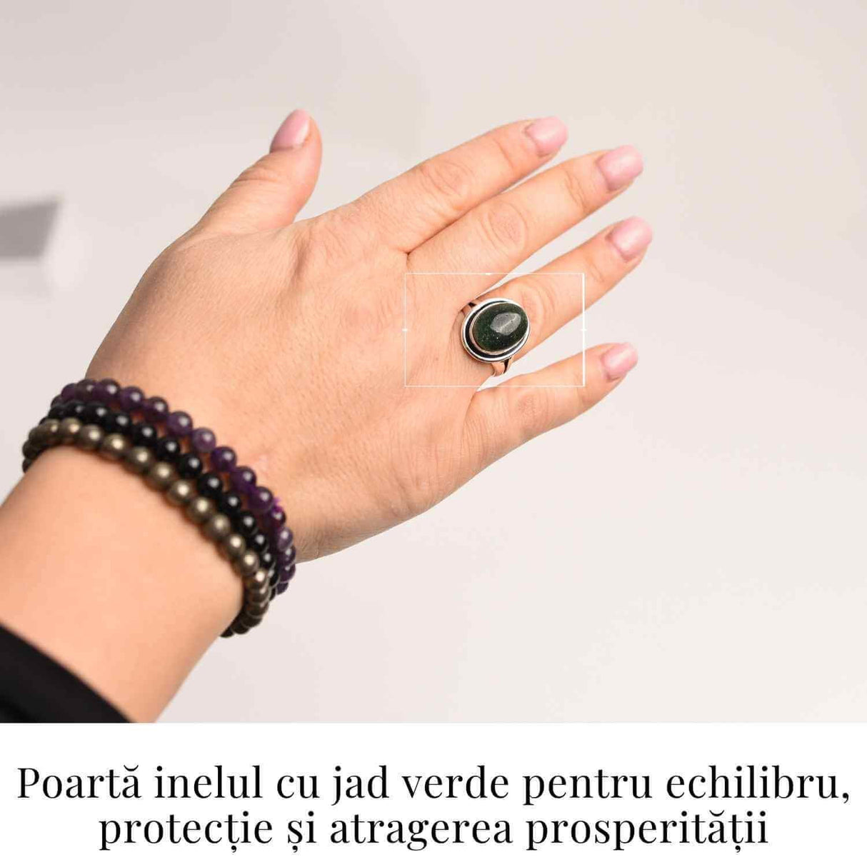 Inel Ajustabil Argintiu cu Jad Verde - Echilibru si protectie energetica