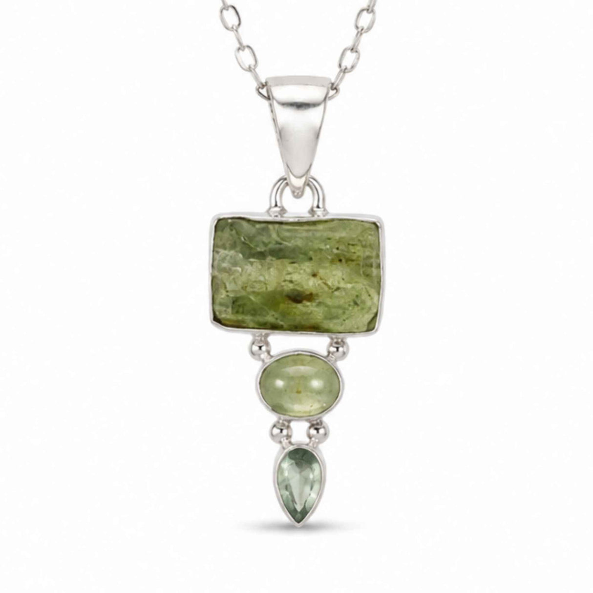 Colier Argint 925 cu Triplu Kianit Verde – Echilibru si Claritate Interioara