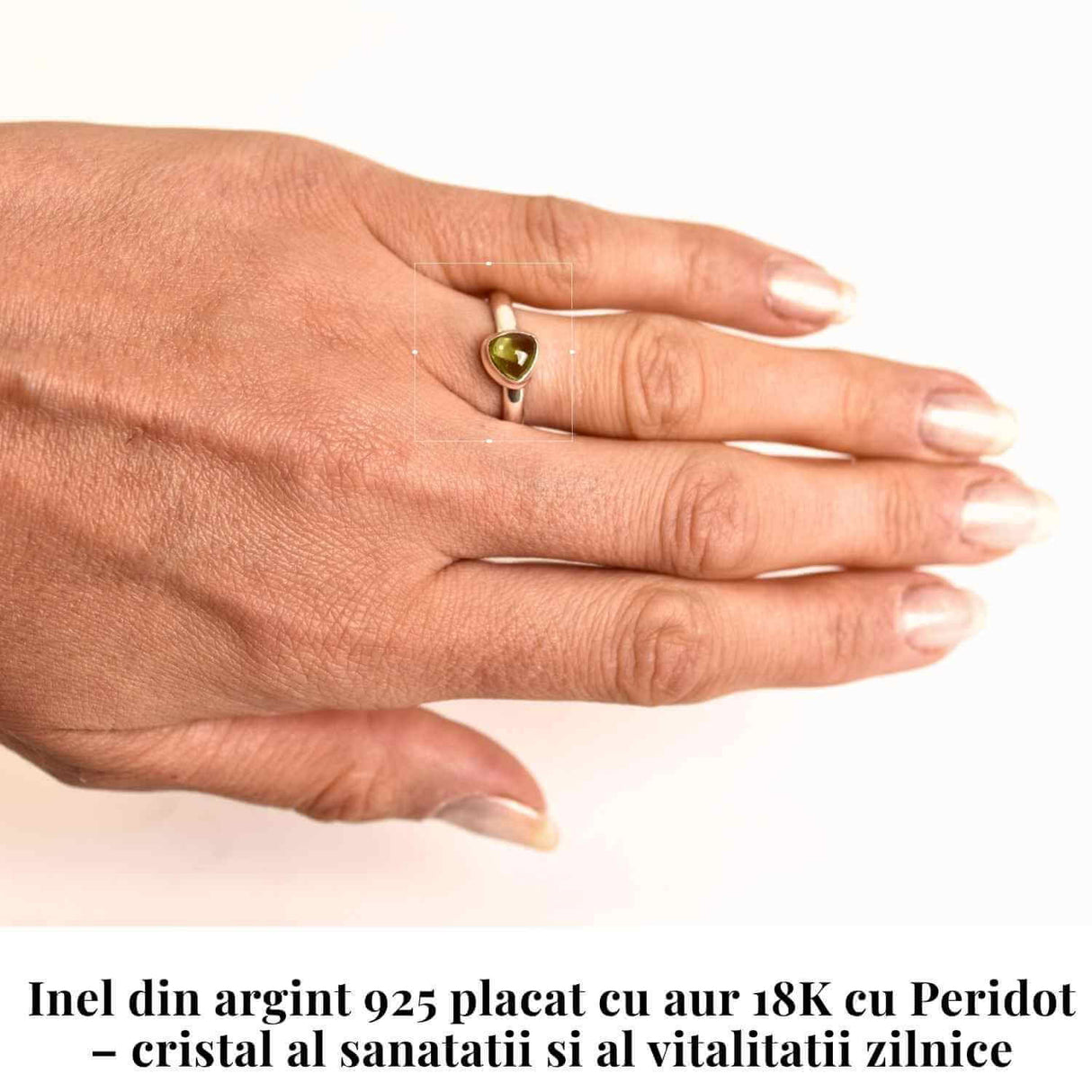 Inel argint 925 cu Peridot triunghiular - Energie si echilibru interior