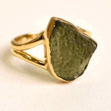 Inel argint 925 placat aur 18k cu Moldavit natural brut Marime 58-59 (EU) /9 (US) - Piatra transformarii si protectiei