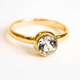Inel argint 925 placat cu aur 18K si Topaz Alb fatetat rotund - Claritate si Eleganta